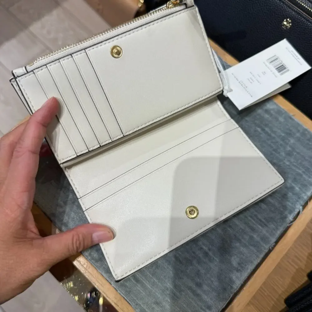 New‼️Tory Burch Willa Chevron Medium Wallet 187361 Light Cream $250